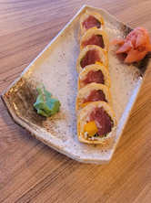 Tamago Maki: Tuna